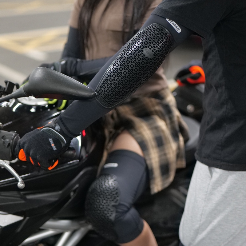 Ademende ijszijde zomerse knie - Mountain Biking Knee And Elbow Pads recensie en prijs
